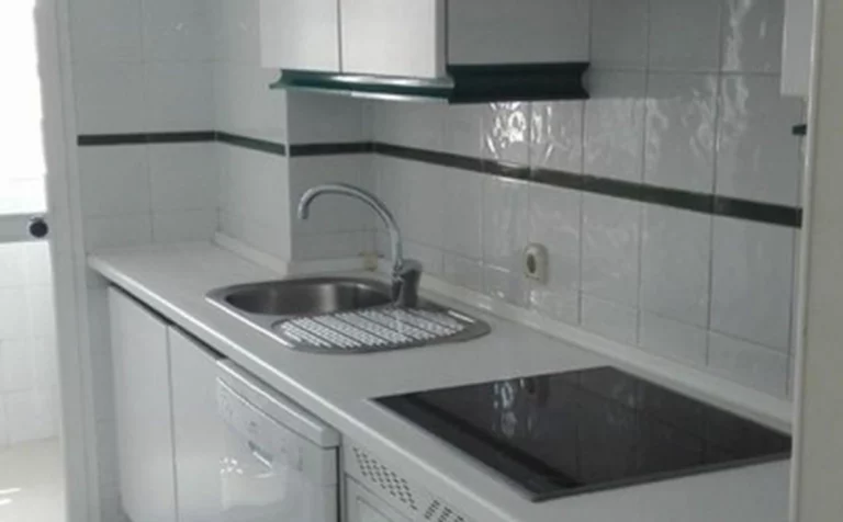 1-8feb9a13440344d11ba504bcb1dd499c