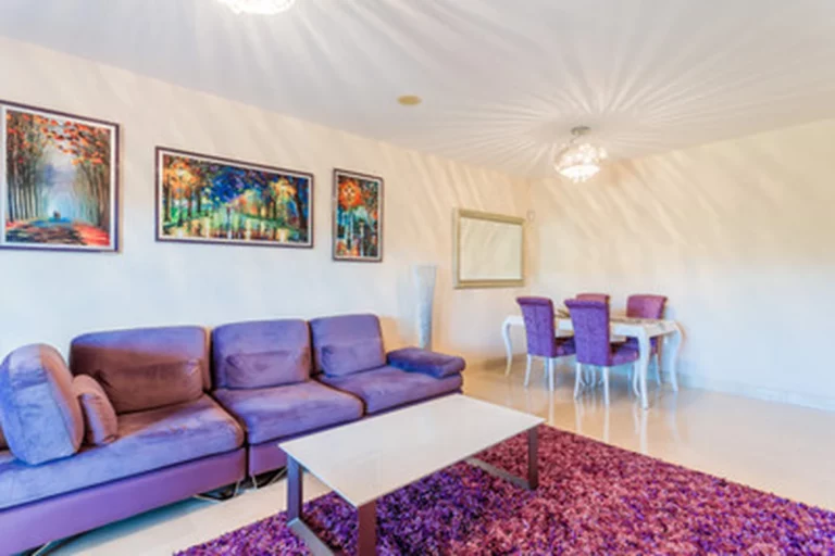 1-8feb9a13440344d11ba504bcb1dd499c