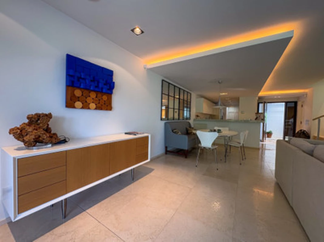 4-31eddec24faf40464bcee8b2fd51cd02