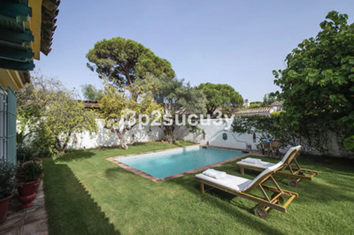 2-0b399daebcdd6827eaba8c944d7c5b78