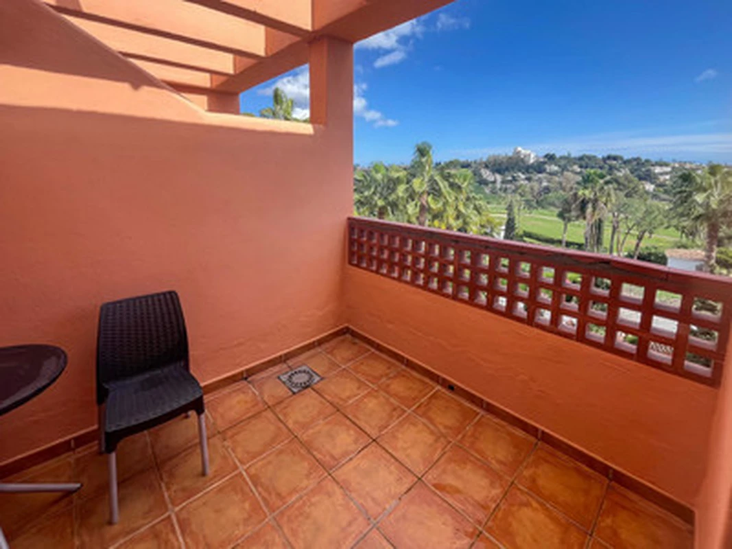 3-9044ff3015df52bb84e13bfc318443ab