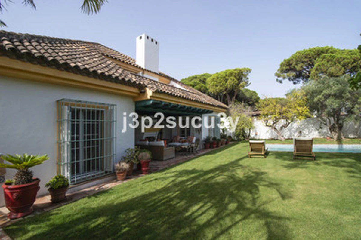 4-31eddec24faf40464bcee8b2fd51cd02