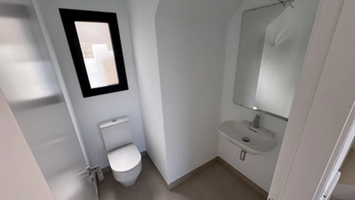 6-e4bb9164e32bf007e59e9c17370925b7