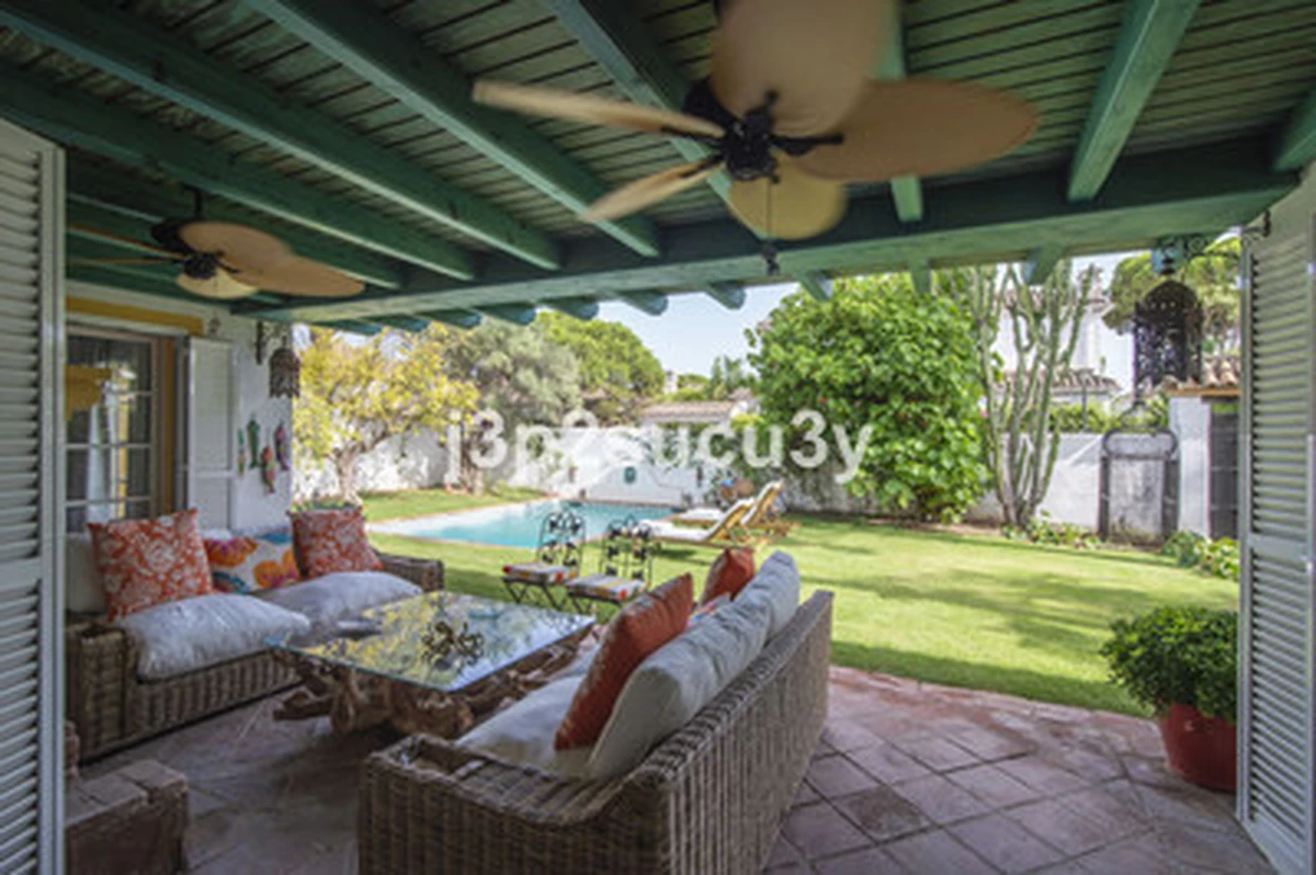 5-b932bcf4fe2dcf29ec63deb5c5ded9de