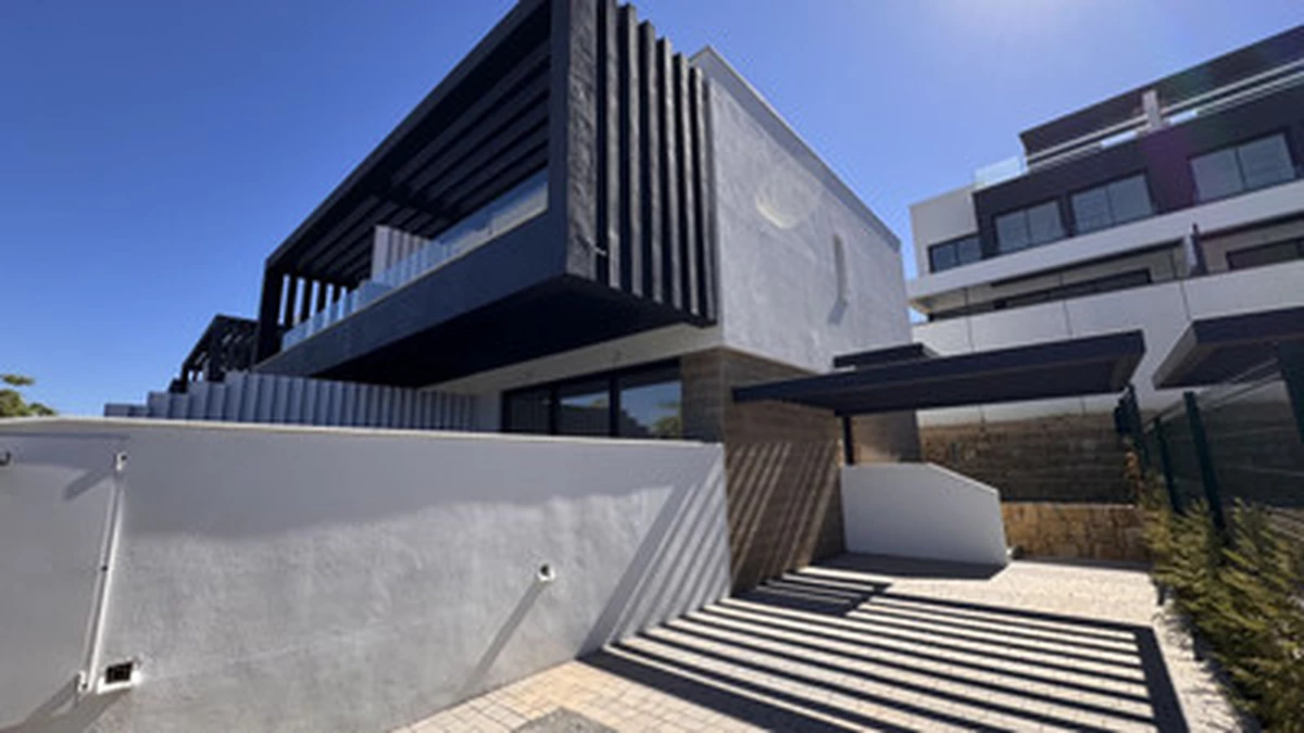 2-0b399daebcdd6827eaba8c944d7c5b78