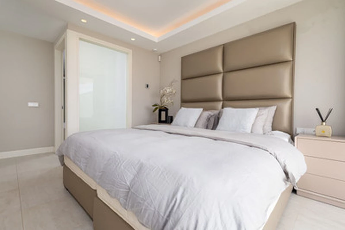 7-8b51b490ae7dc526cb42772a5c6bbc97