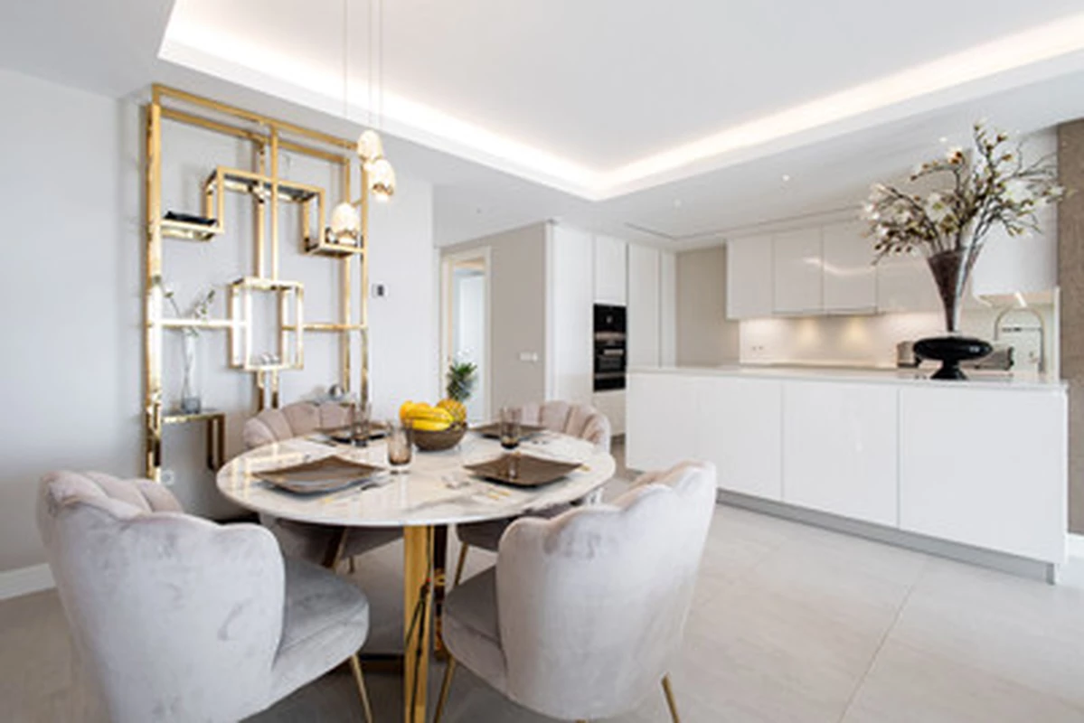 3-9044ff3015df52bb84e13bfc318443ab