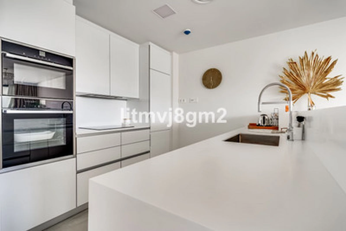 7-8b51b490ae7dc526cb42772a5c6bbc97