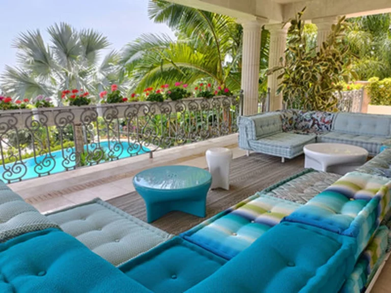 1-8feb9a13440344d11ba504bcb1dd499c