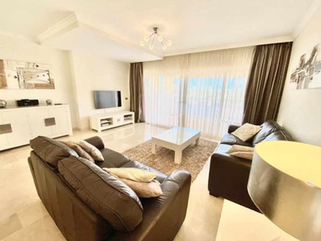 2-0b399daebcdd6827eaba8c944d7c5b78