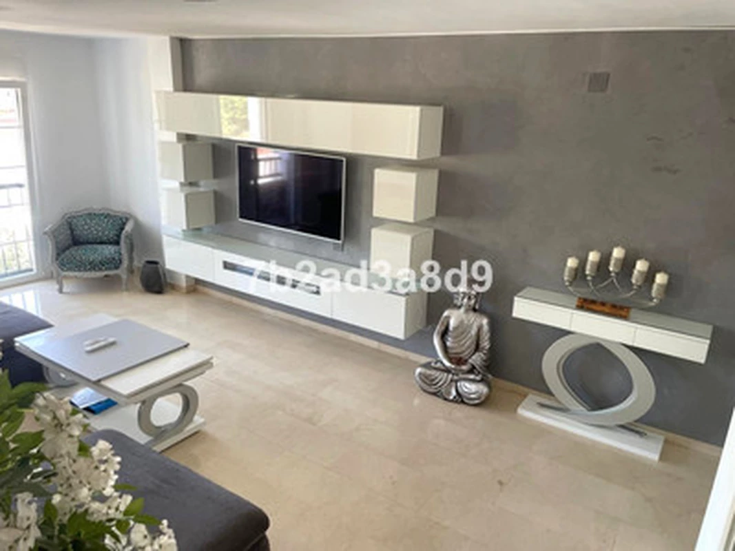 4-31eddec24faf40464bcee8b2fd51cd02