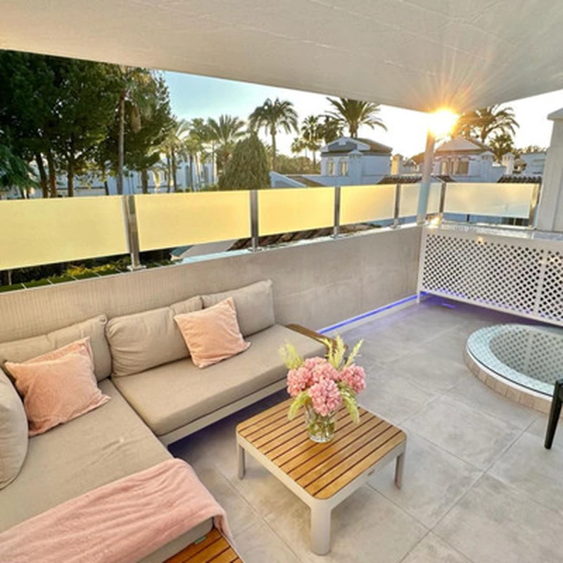 1-8feb9a13440344d11ba504bcb1dd499c