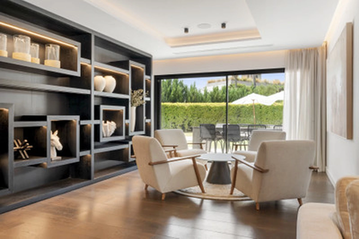 7-8b51b490ae7dc526cb42772a5c6bbc97