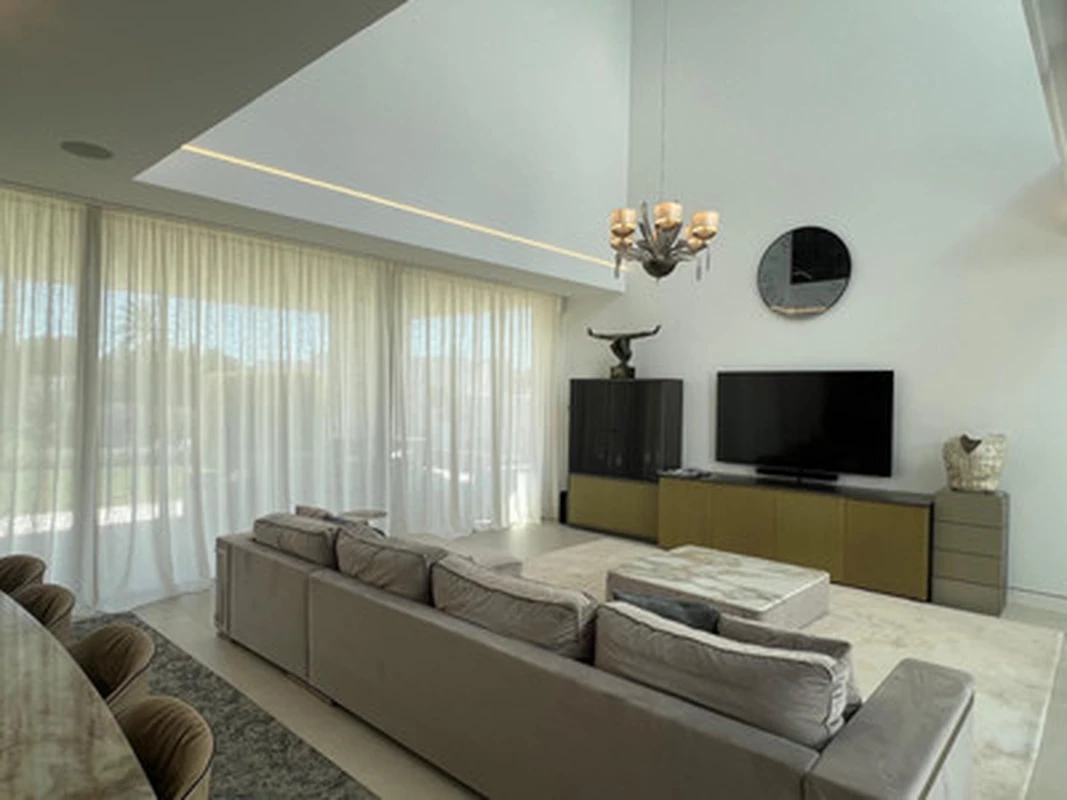 7-8b51b490ae7dc526cb42772a5c6bbc97