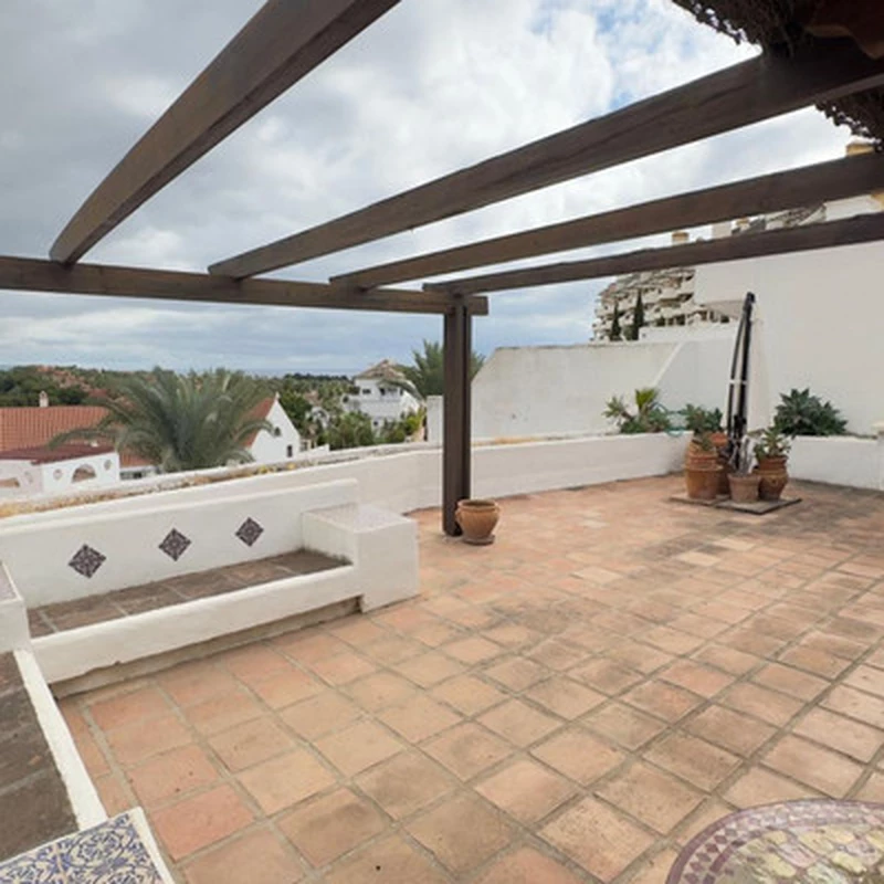 7-8b51b490ae7dc526cb42772a5c6bbc97