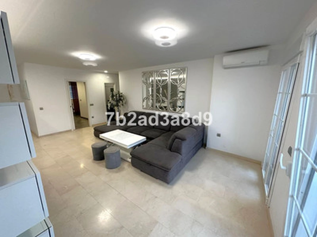 3-9044ff3015df52bb84e13bfc318443ab