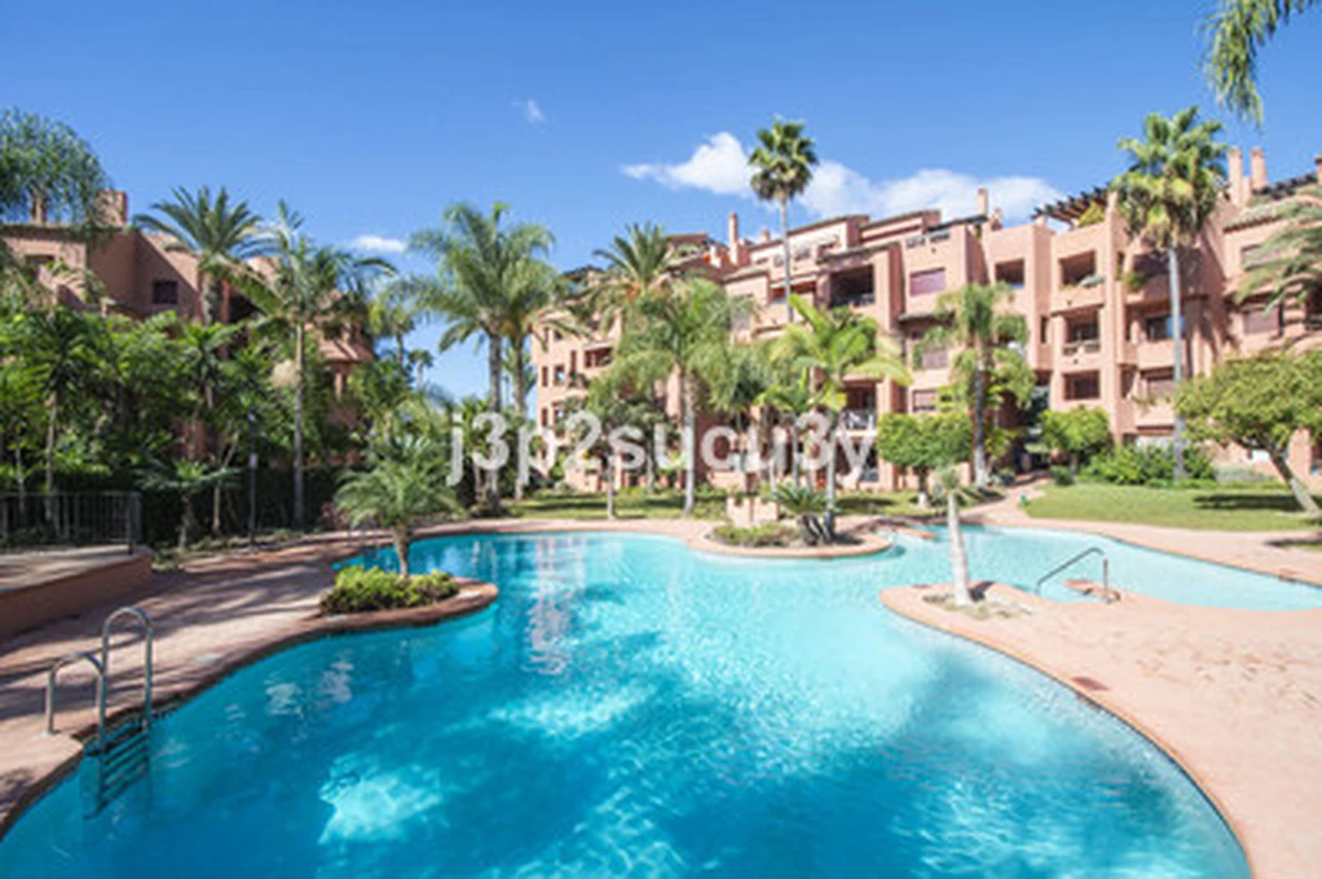 2-0b399daebcdd6827eaba8c944d7c5b78