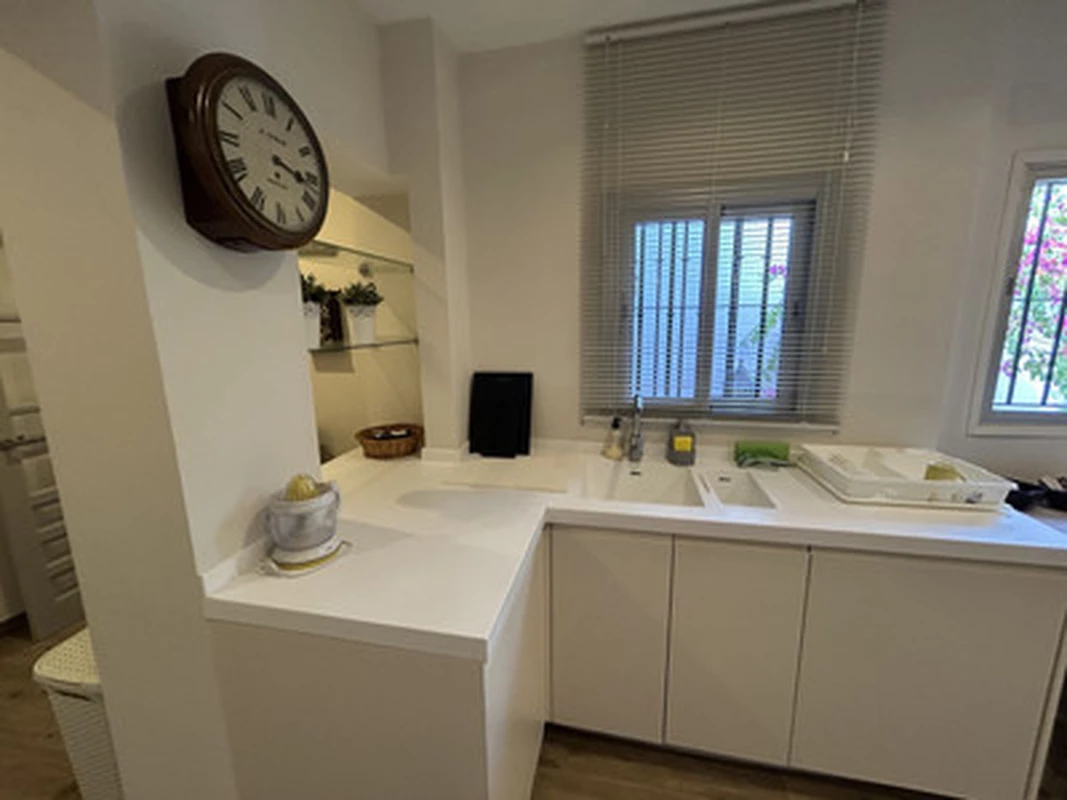 8-7959dc633b592fe067223bb29ed1f628