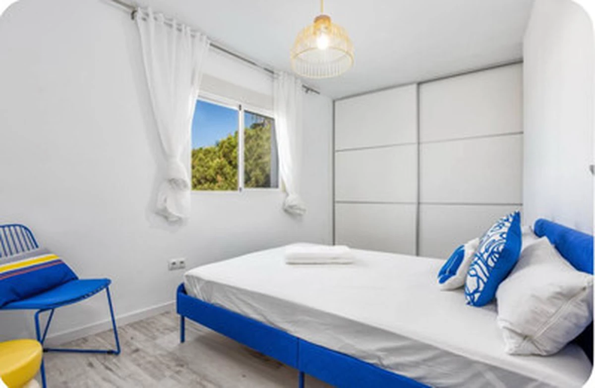 7-8b51b490ae7dc526cb42772a5c6bbc97