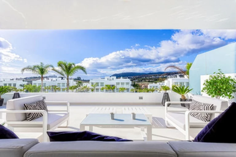 1-8feb9a13440344d11ba504bcb1dd499c