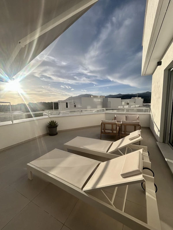 9-ab6ad7d8fb5b0df5991e2ca5d2f18cd5