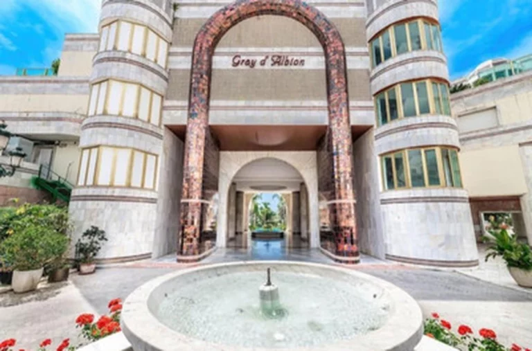 1-8feb9a13440344d11ba504bcb1dd499c