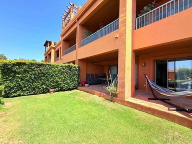 1-8feb9a13440344d11ba504bcb1dd499c