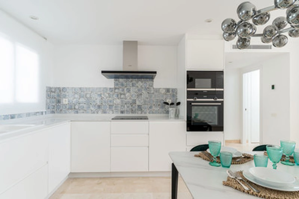 2-0b399daebcdd6827eaba8c944d7c5b78