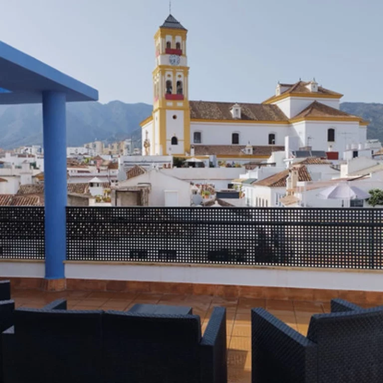 1-8feb9a13440344d11ba504bcb1dd499c