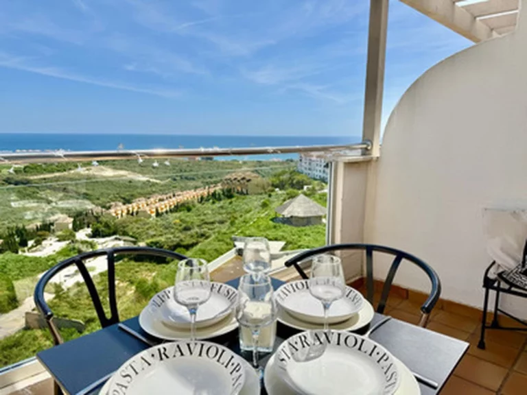 1-8feb9a13440344d11ba504bcb1dd499c