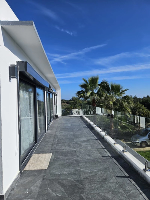 3-9044ff3015df52bb84e13bfc318443ab