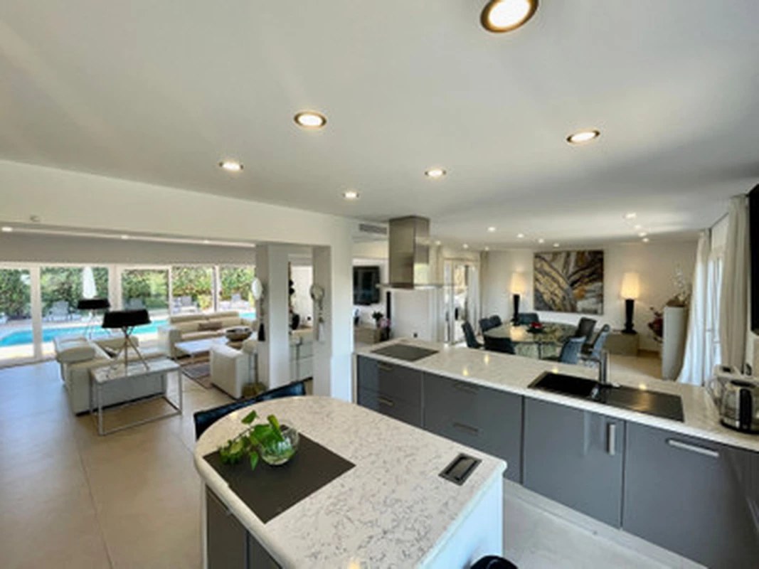 5-b932bcf4fe2dcf29ec63deb5c5ded9de