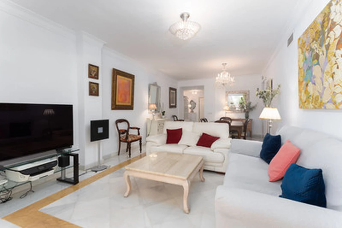 4-31eddec24faf40464bcee8b2fd51cd02