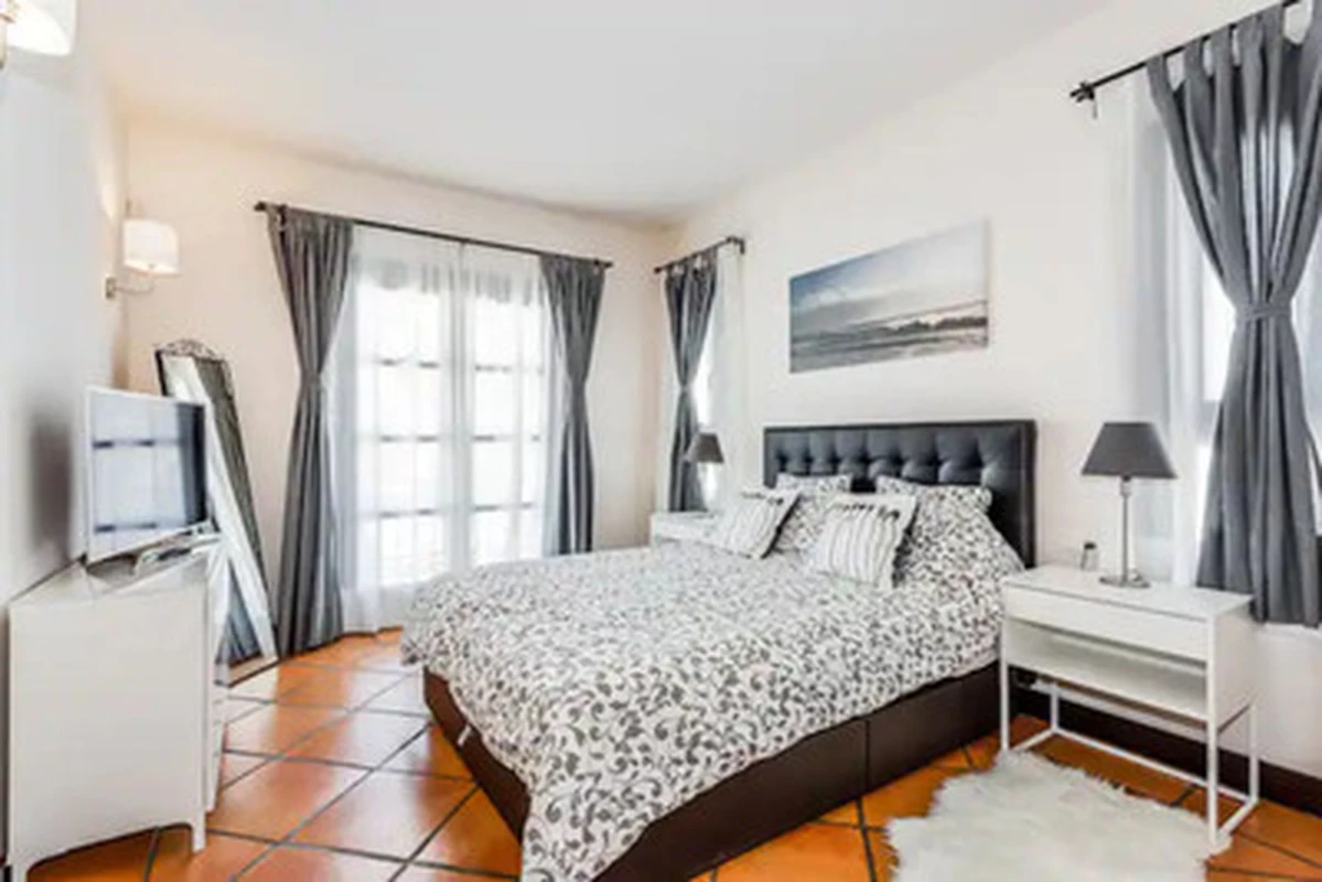 6-e4bb9164e32bf007e59e9c17370925b7