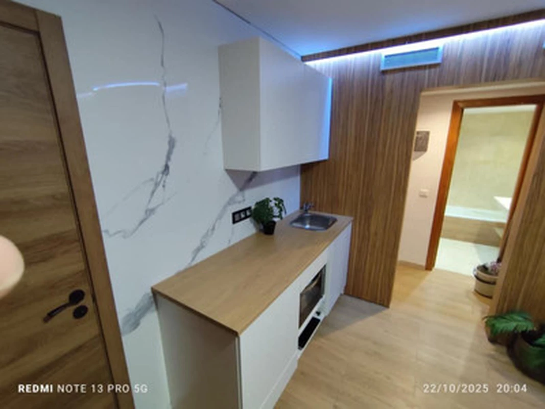 8-7959dc633b592fe067223bb29ed1f628