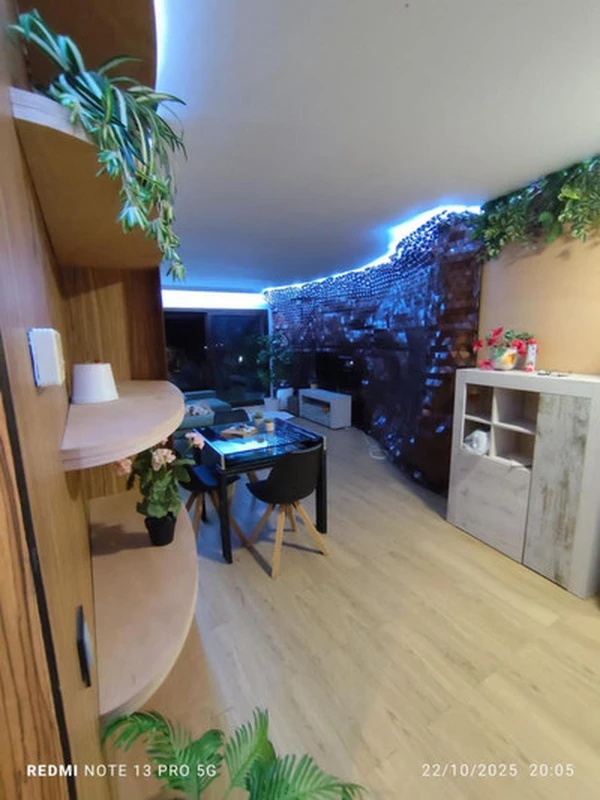 6-e4bb9164e32bf007e59e9c17370925b7