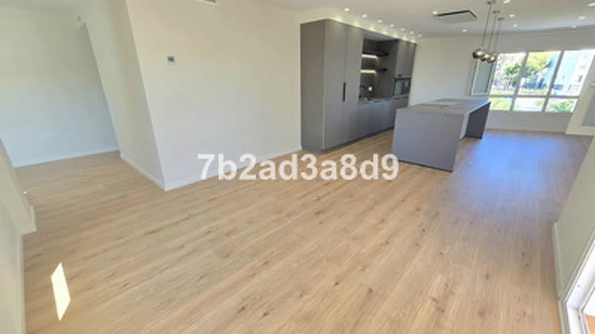 4-31eddec24faf40464bcee8b2fd51cd02