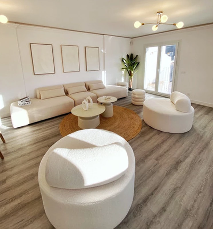 3-9044ff3015df52bb84e13bfc318443ab