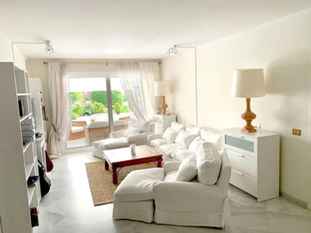 4-31eddec24faf40464bcee8b2fd51cd02