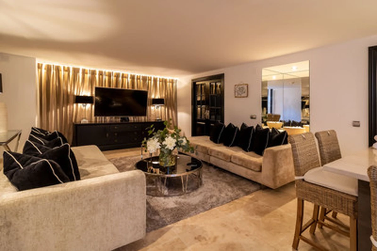 6-e4bb9164e32bf007e59e9c17370925b7