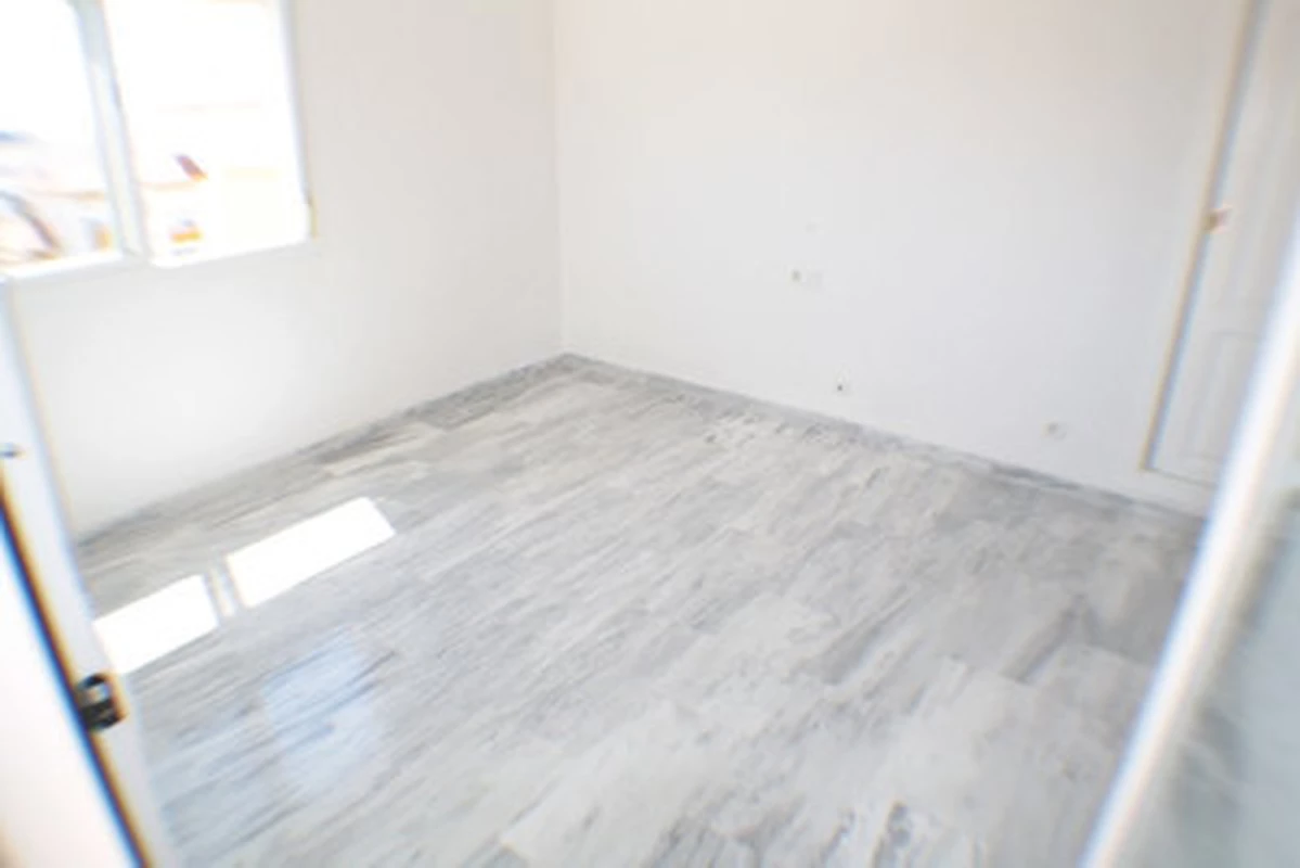 3-9044ff3015df52bb84e13bfc318443ab